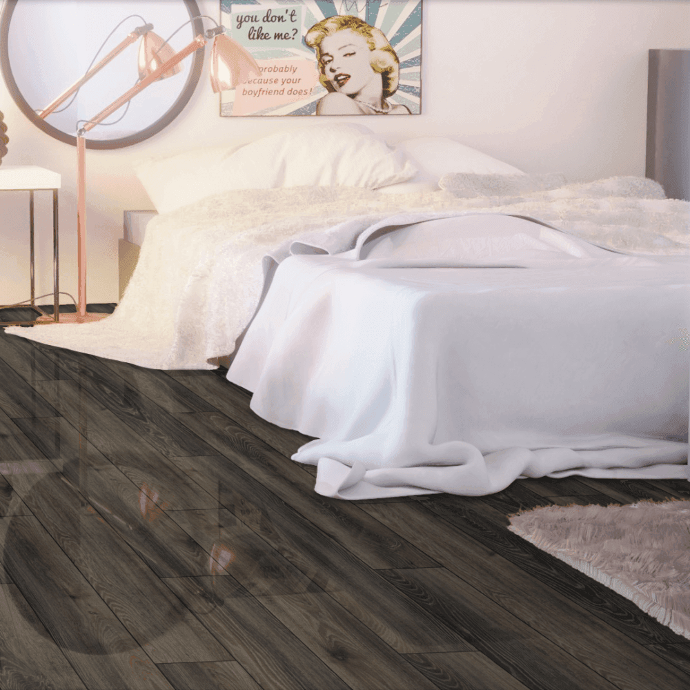 Ravine Oak - Lustre 8mm High Gloss Laminate Flooring