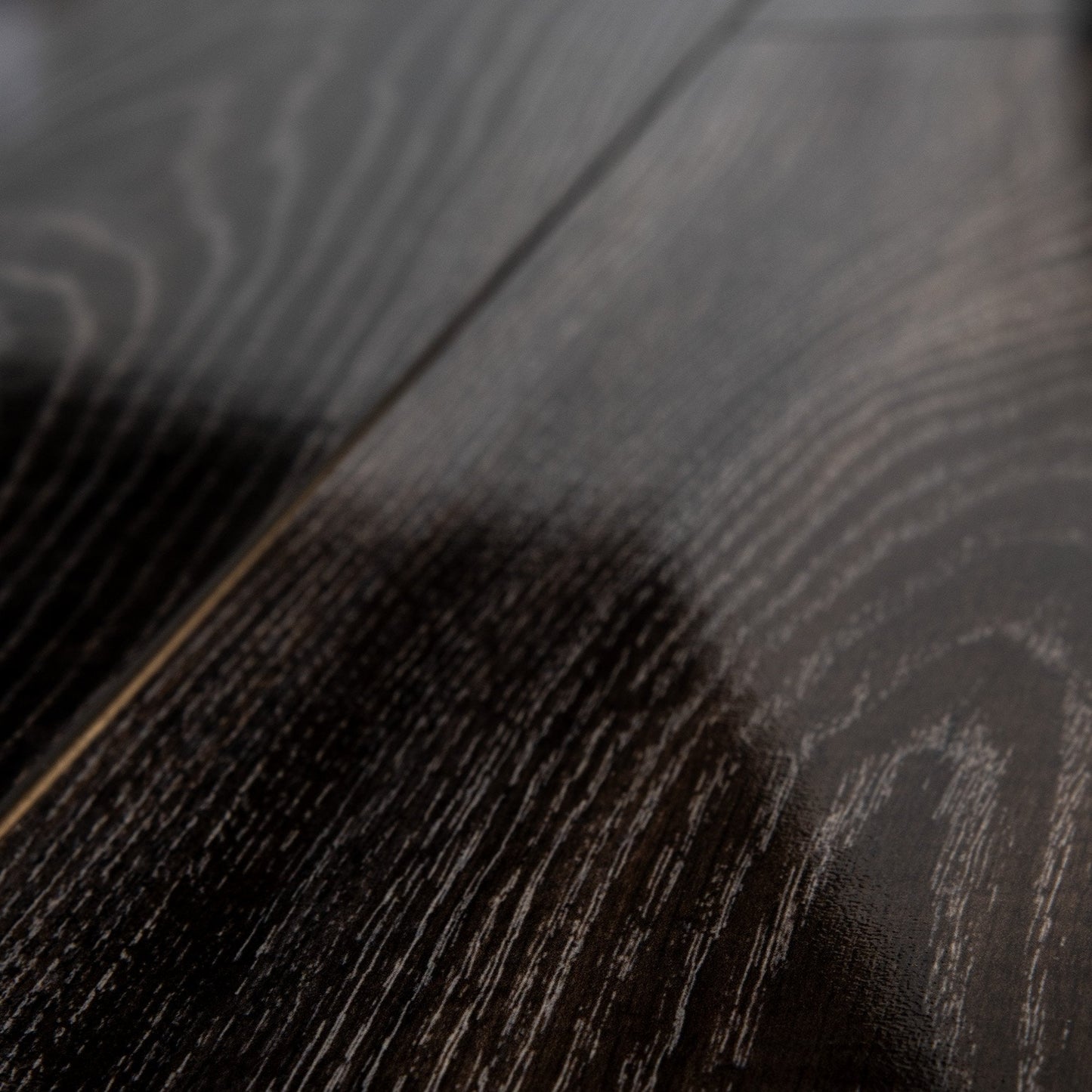 Ravine Oak - Lustre 8mm High Gloss Laminate Flooring