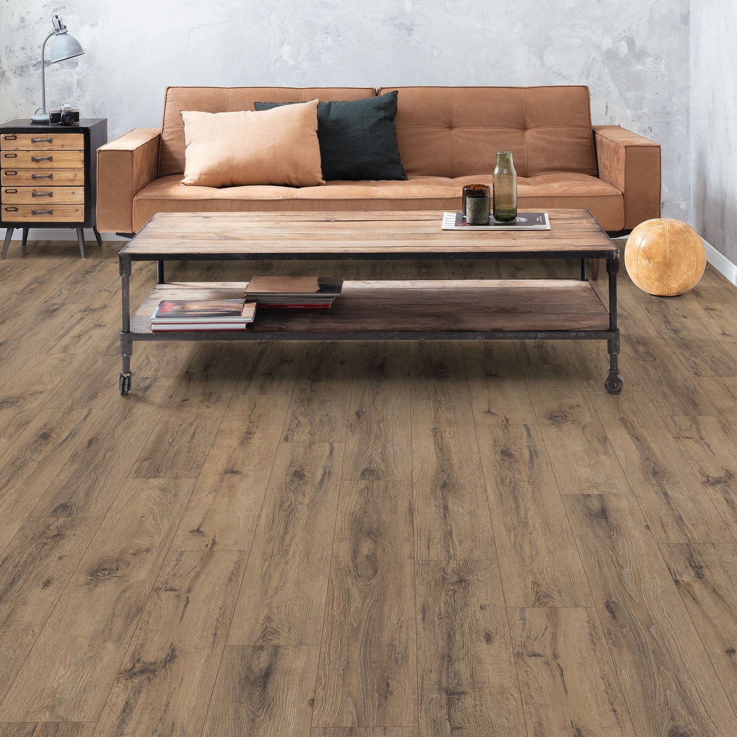 Deep Panel Oak - Wood Essence Water Resistant 8mm Laminate Sample
