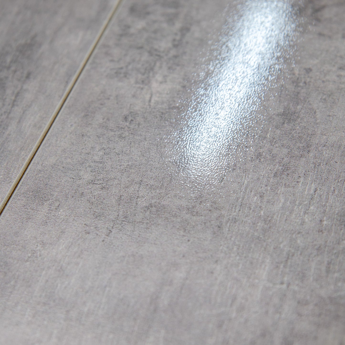 Arroyo Oak - Lustre 8mm High Gloss Laminate Flooring