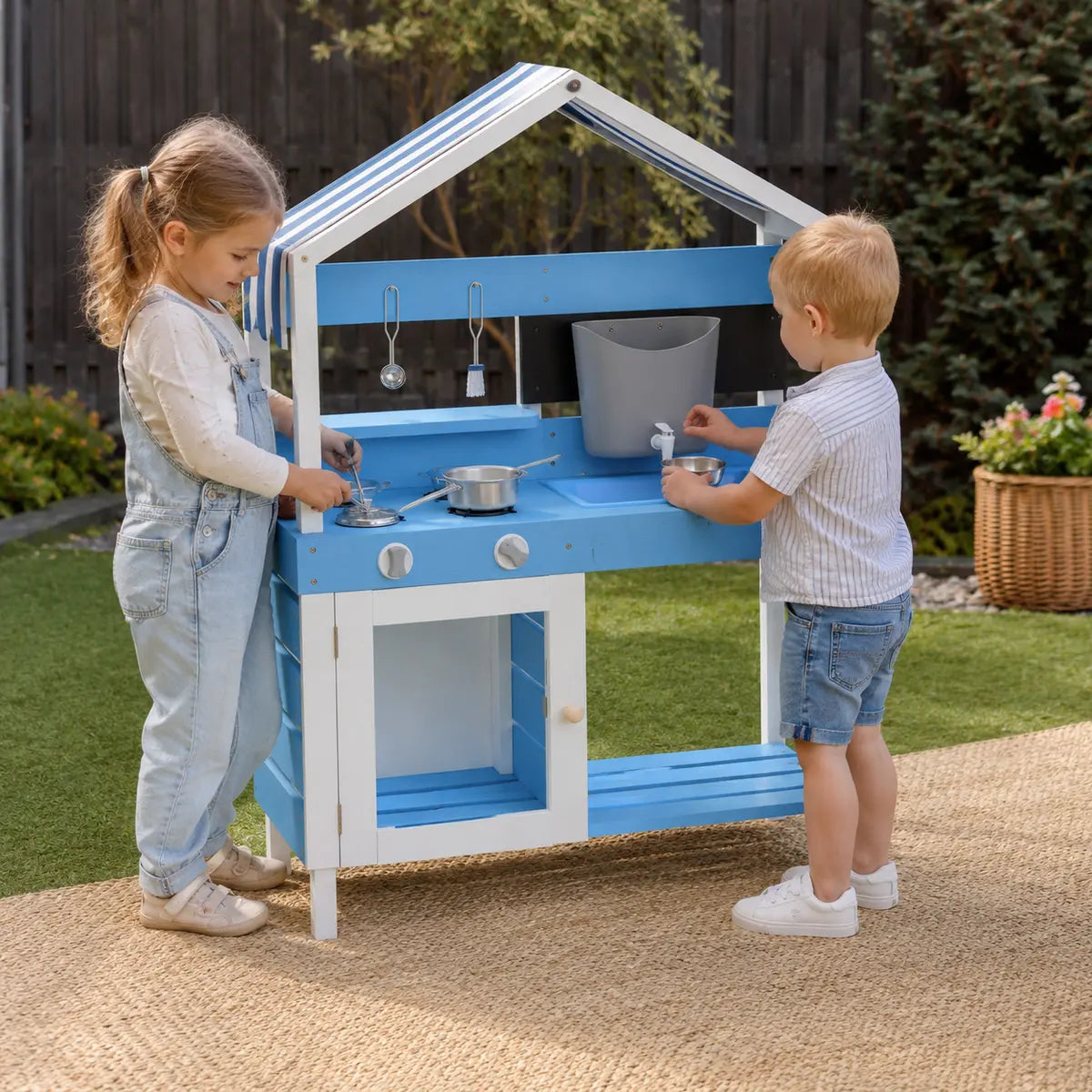 Outdoor Wooden Mud Kitchen with Sink and Accessories – Blue
